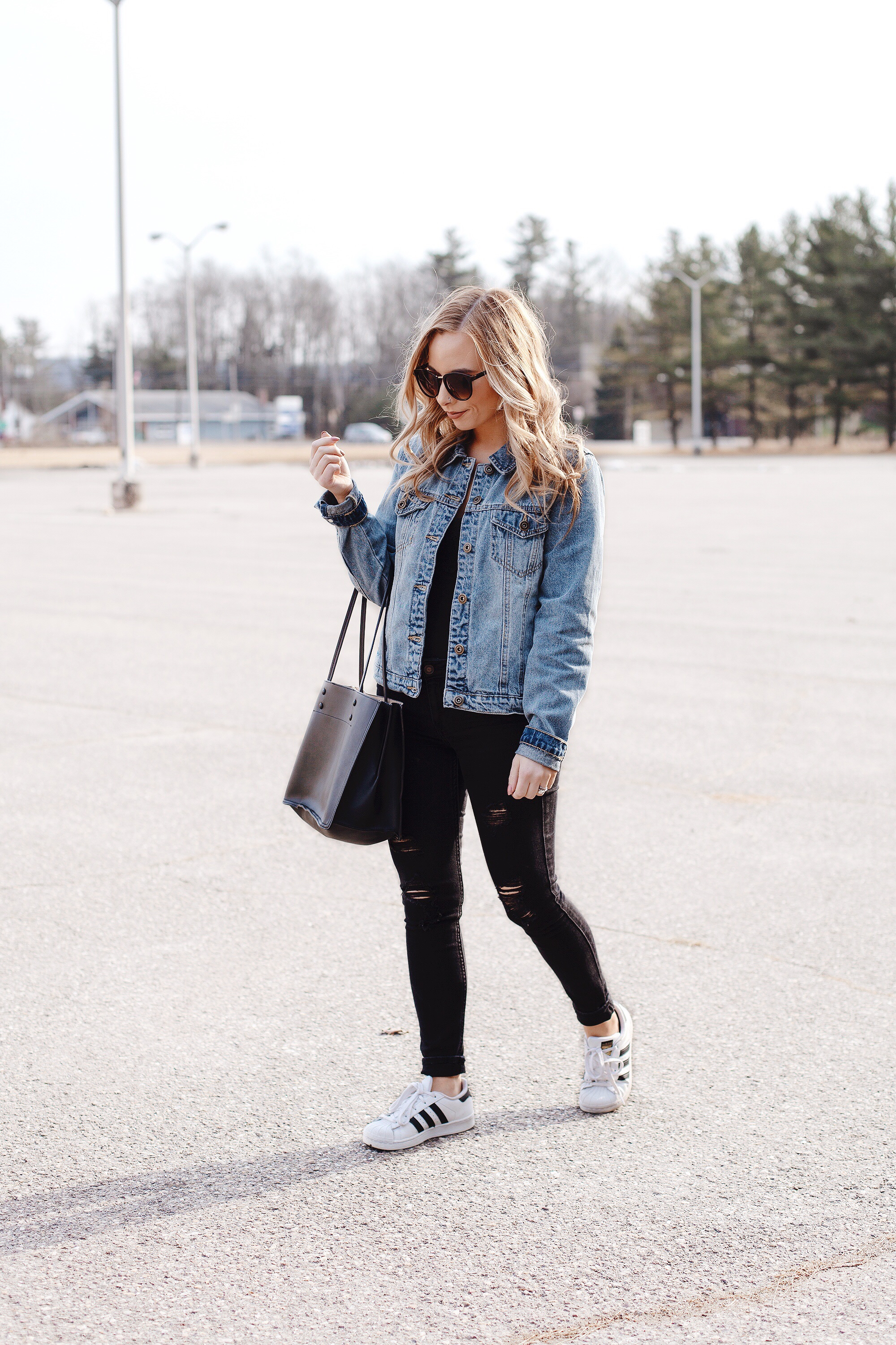 The Casual Winter To Spring Weekend Outfit You Need