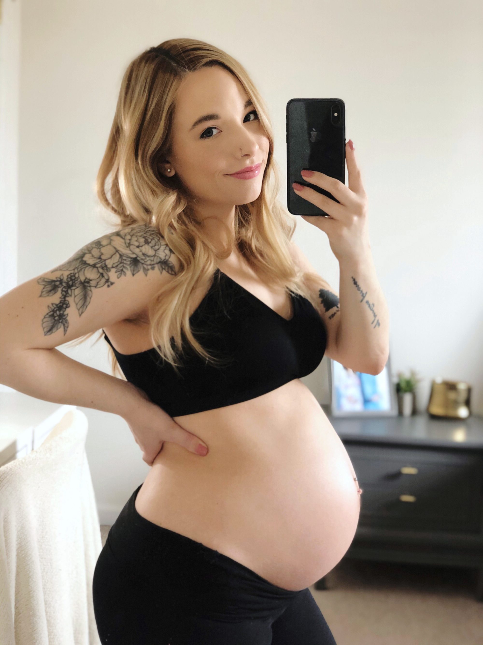 36 Weeks Pregnant Baby Bump